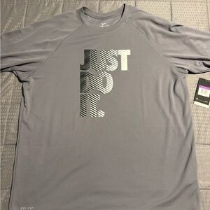 NWT Nike Men's XXL Gray Dri-FIT Rash guard UPF40